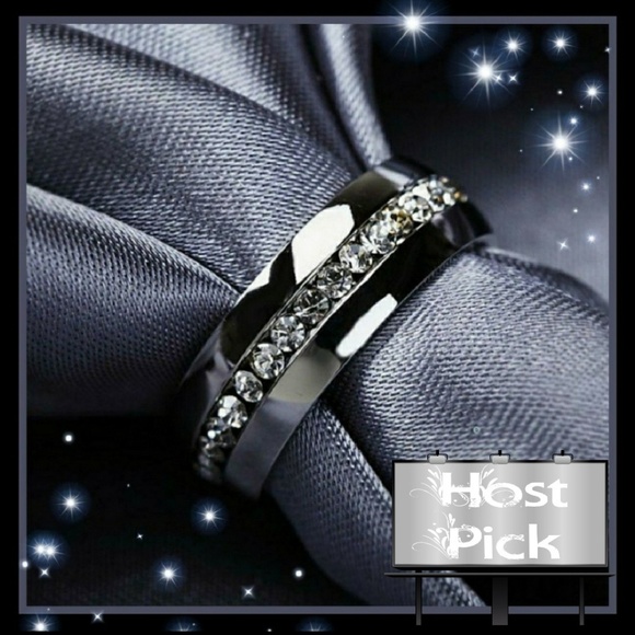 🆕️🆑️ Titanium White Sapphire Ring Solid Titanium Encrusted w/ White Sapphires - Picture 3 of 9